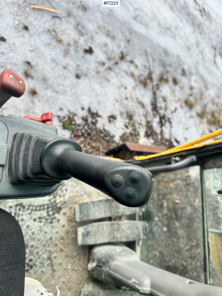 Escavadeira de rodas Volvo EW160B: foto 38 Escavadeira de rodas Volvo EW160B: foto 38