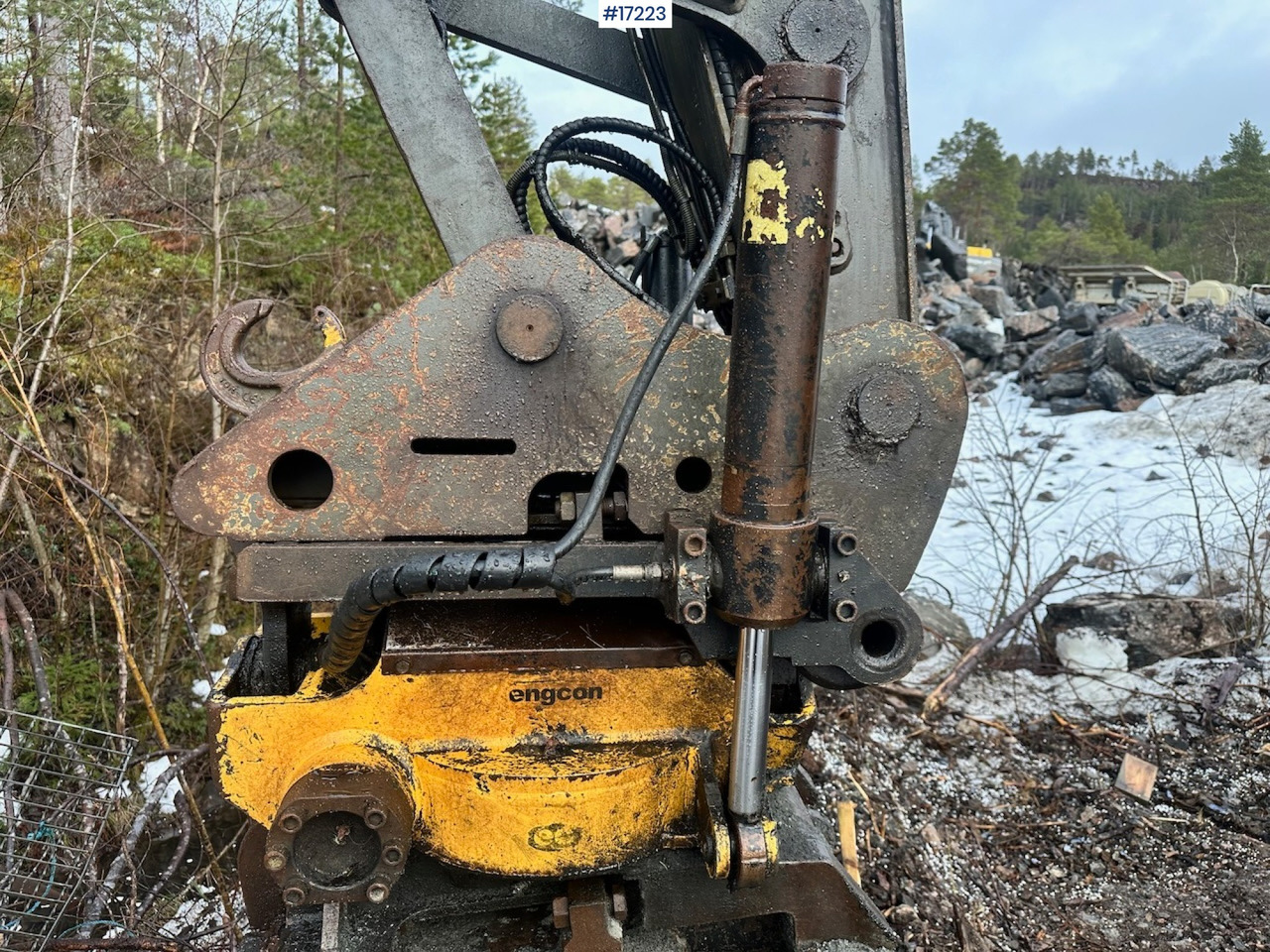 Escavadeira de rodas Volvo EW160B: foto 28 Escavadeira de rodas Volvo EW160B: foto 28