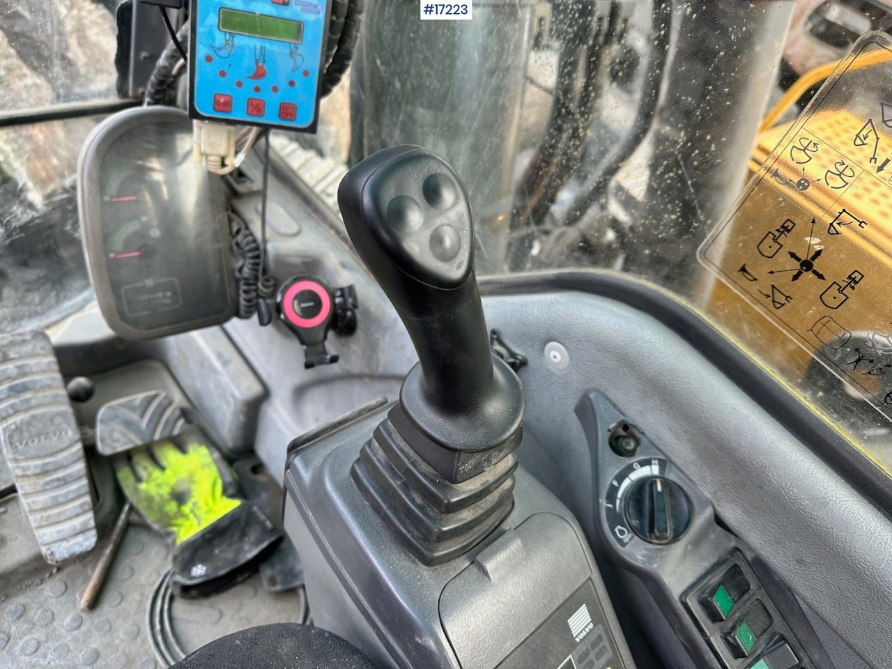 Escavadeira de rodas Volvo EW160B: foto 41 Escavadeira de rodas Volvo EW160B: foto 41