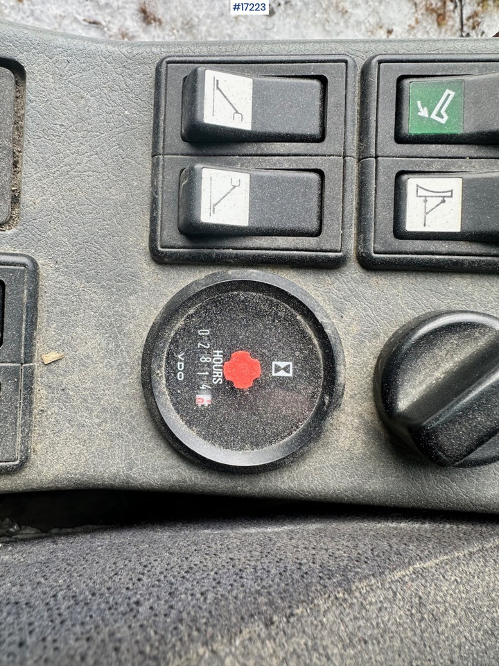 Escavadeira de rodas Volvo EW160B: foto 39 Escavadeira de rodas Volvo EW160B: foto 39