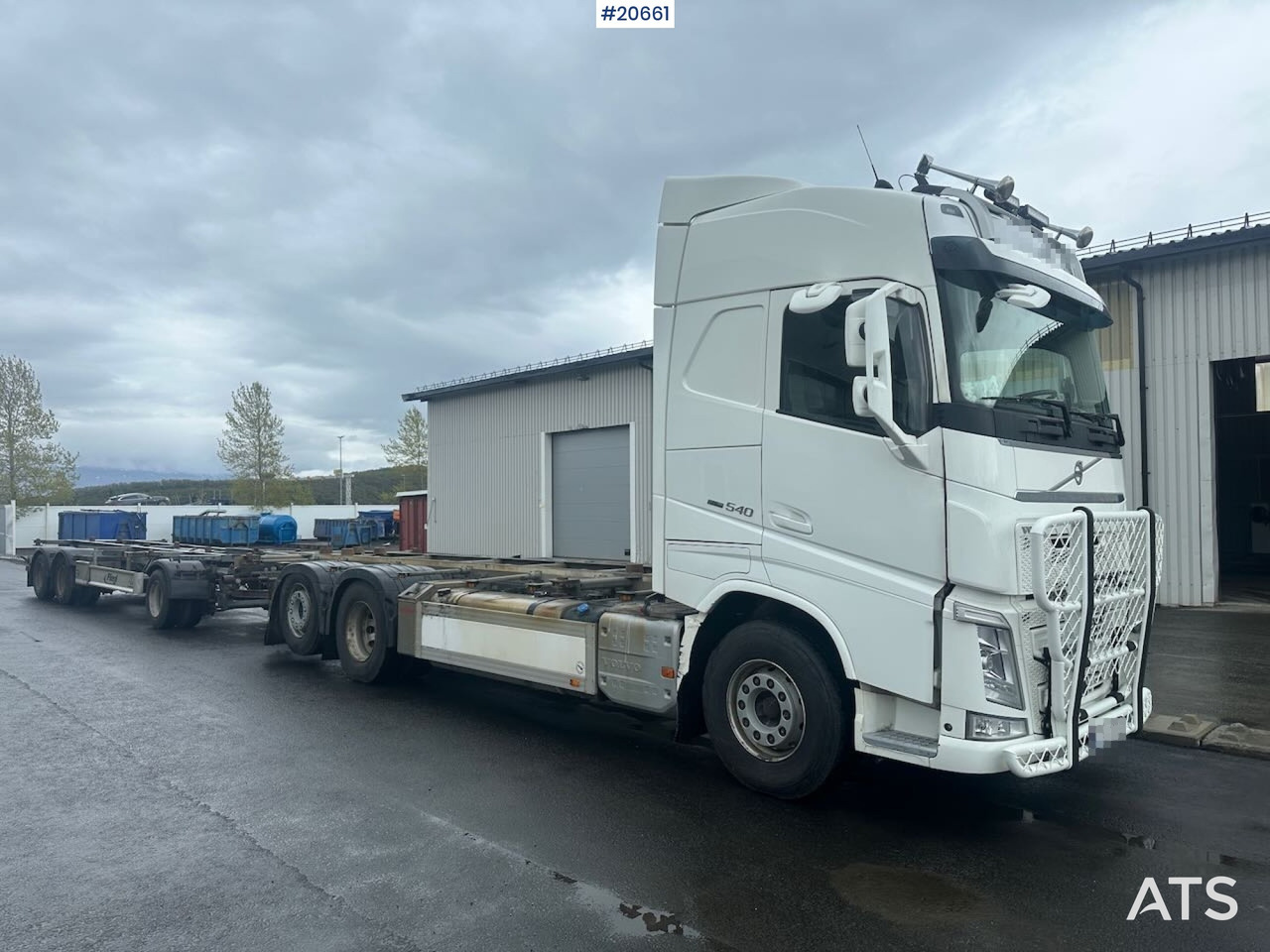 Camião transportador de contêineres/ Caixa móvel Volvo FH 540: foto 1