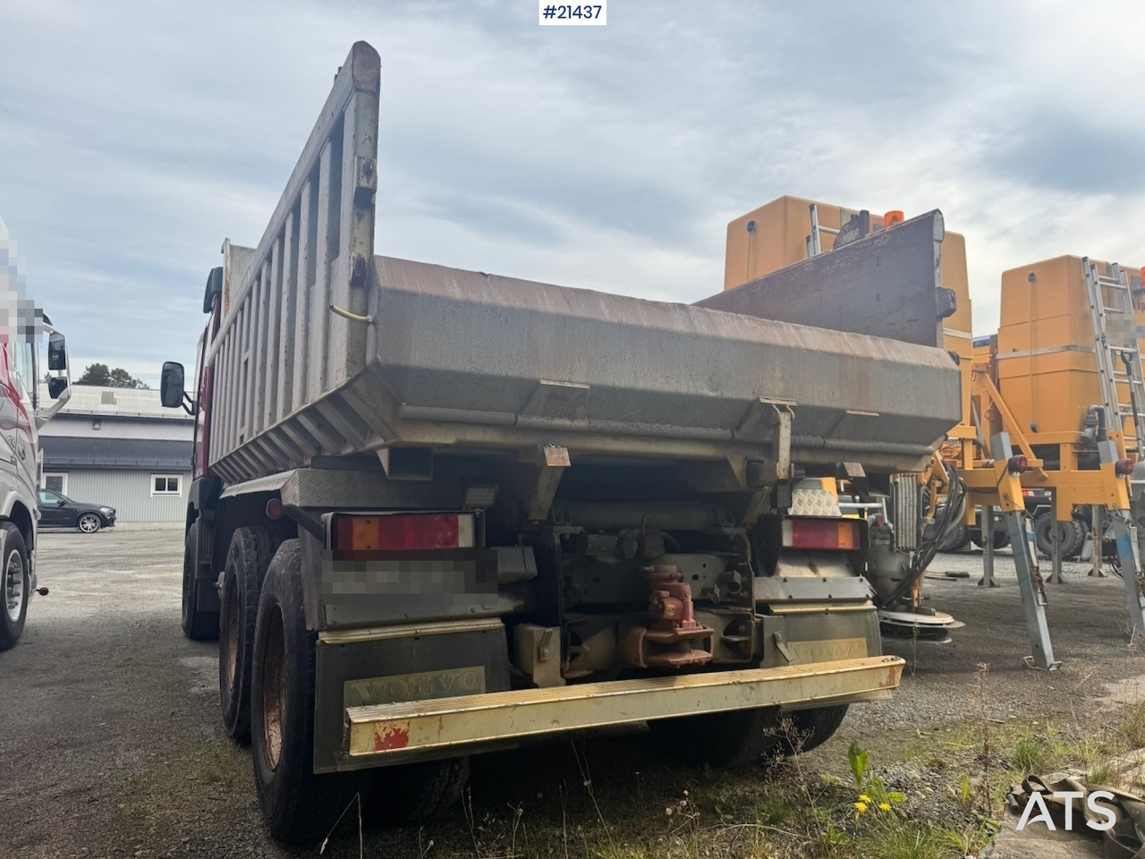 Volvo FH12 420 - Camião basculante: foto 4 Volvo FH12 420 - Camião basculante: foto 4