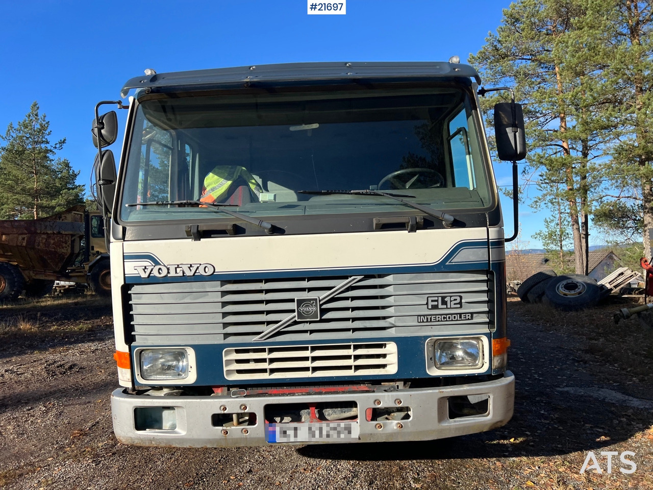 Volvo FH12 6x2 Tippbil - Camião basculante: foto 5 Volvo FH12 6x2 Tippbil - Camião basculante: foto 5