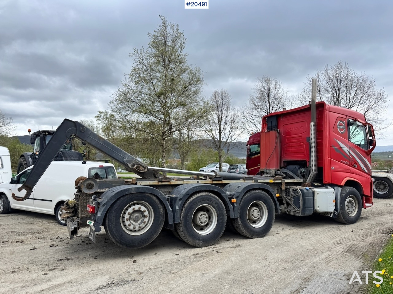 Volvo FH16 650 - Camião polibenne: foto 5 Volvo FH16 650 - Camião polibenne: foto 5