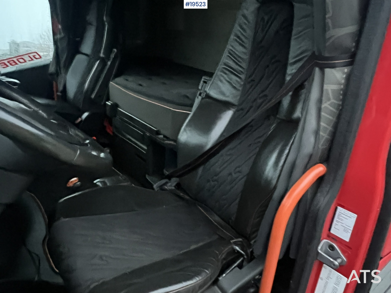 Camião de transporte de madeira Volvo FH540: foto 50