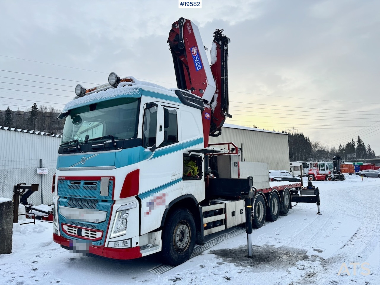 Volvo FH540 - Camião grua, Camião de caixa aberta/ Plataforma: foto 1 Volvo FH540 - Camião grua, Camião de caixa aberta/ Plataforma: foto 1