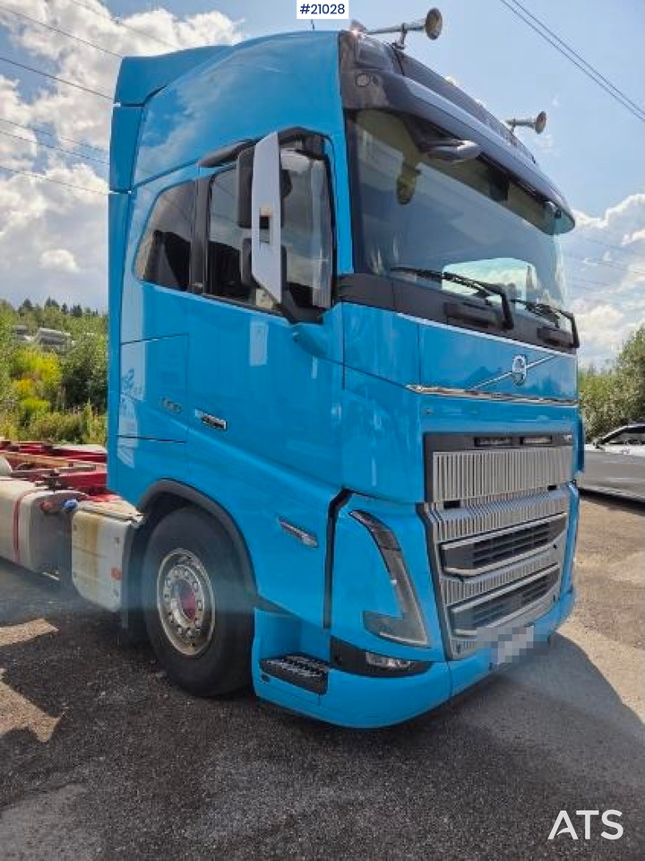 Volvo FH650 - Camião transportador de contêineres/ Caixa móvel: foto 3 Volvo FH650 - Camião transportador de contêineres/ Caixa móvel: foto 3