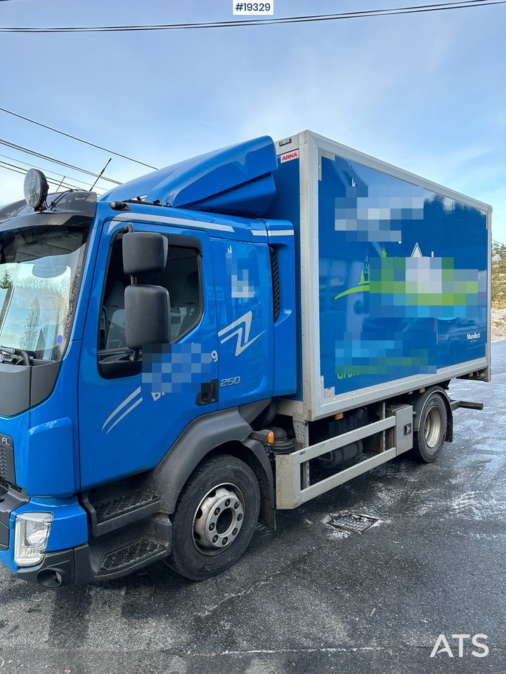 Volvo FL250 - Camião furgão: foto 1 Volvo FL250 - Camião furgão: foto 1