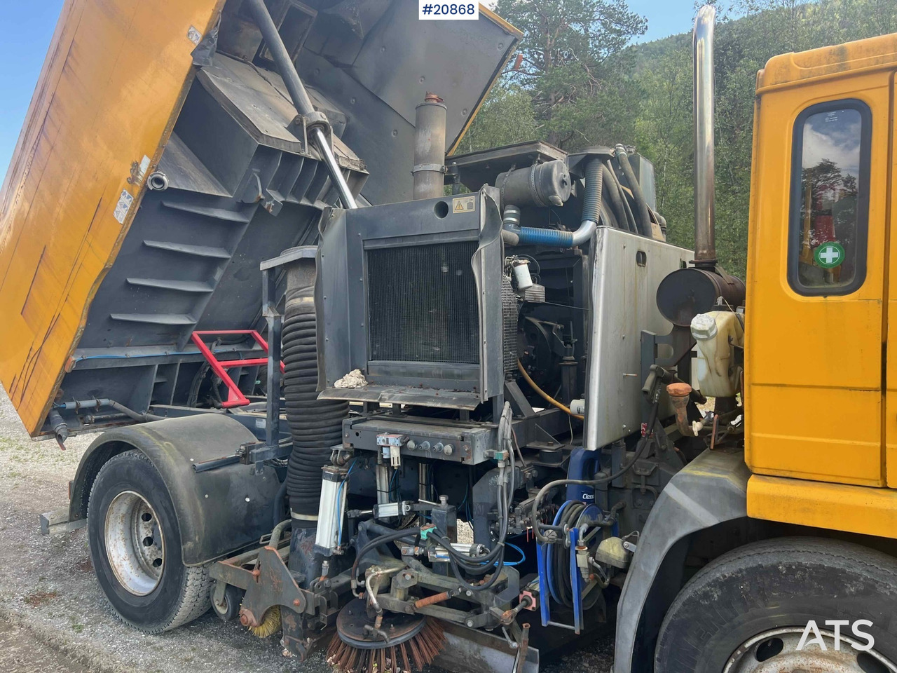 Varredora urbana Volvo FL616: foto 44
