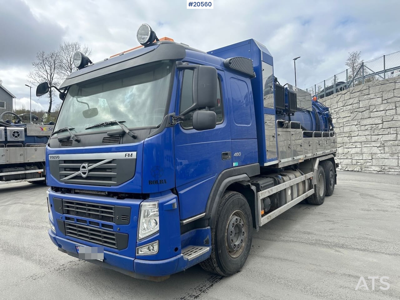 Volvo FM460 - Caminhão limpa fossa: foto 2 Volvo FM460 - Caminhão limpa fossa: foto 2