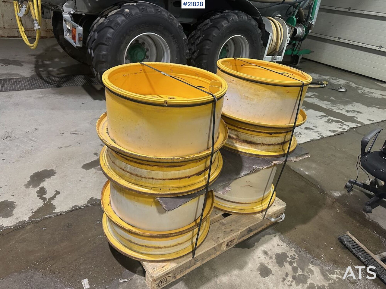 Volvo L60H - Jante para Máquina de construção: foto 1 Volvo L60H - Jante para Máquina de construção: foto 1