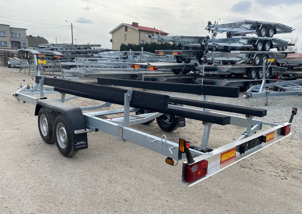 Boro PRZYCZEPA PODŁODZIOWA STYL AMERYKAŃSKI 7,30m - Reboque para barco: foto 3 Boro PRZYCZEPA PODŁODZIOWA STYL AMERYKAŃSKI 7,30m - Reboque para barco: foto 3