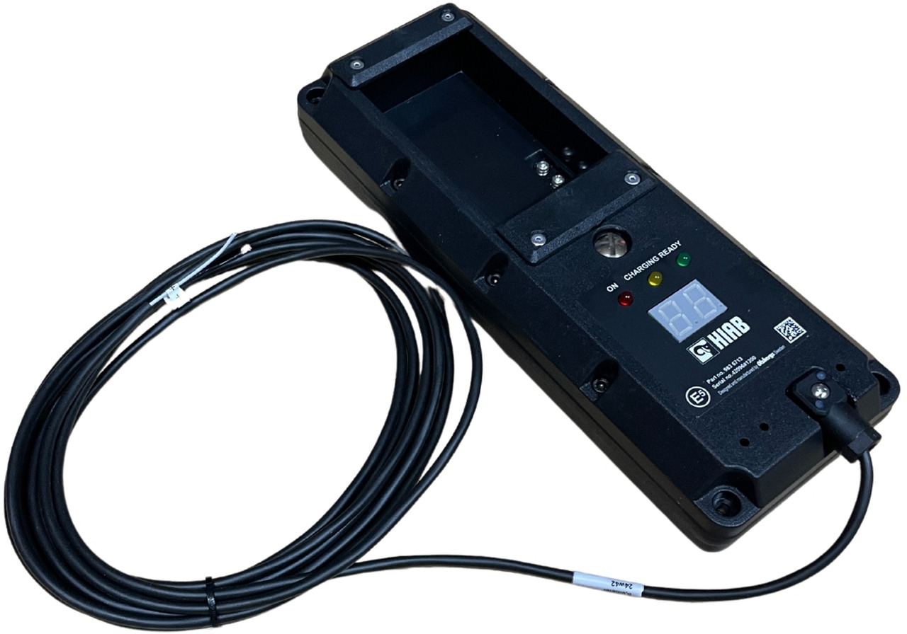 Hiab battery charger olsbergs 9836713 - Sistema elétrico para Grua para camião: foto 1 Hiab battery charger olsbergs 9836713 - Sistema elétrico para Grua para camião: foto 1