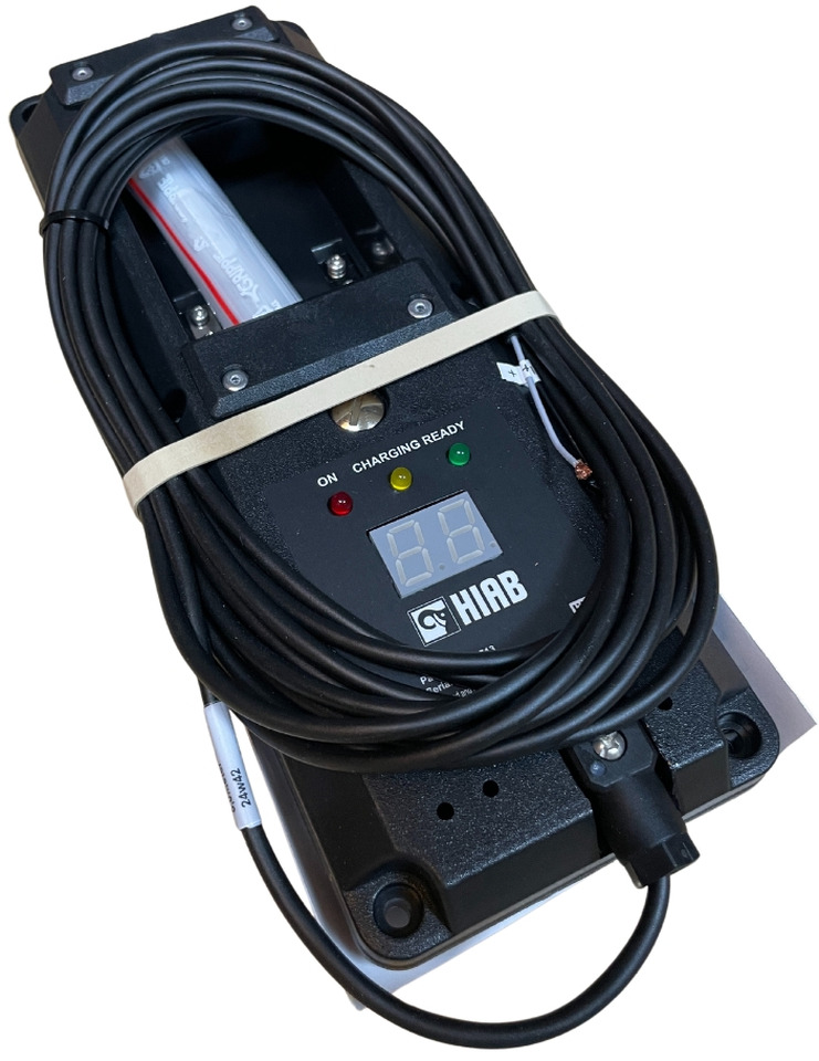 Hiab battery charger olsbergs 9836713 - Sistema elétrico para Grua para camião: foto 3 Hiab battery charger olsbergs 9836713 - Sistema elétrico para Grua para camião: foto 3