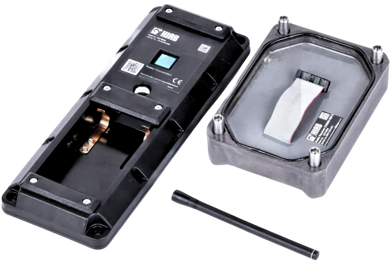 Radio replacement kit Hiab CD5000 455-5239 455-5239 - Sistema elétrico para Grua para camião: foto 2 Radio replacement kit Hiab CD5000 455-5239 455-5239 - Sistema elétrico para Grua para camião: foto 2