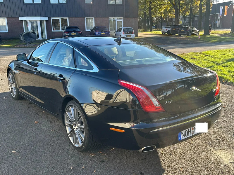 Jaguar XJ 3.0 V6D 275 PK /AUTOM / PANO DAK / VOL LEDER / MERIDAN / EXPORT PRICE - Sedan: foto 5 Jaguar XJ 3.0 V6D 275 PK /AUTOM / PANO DAK / VOL LEDER / MERIDAN / EXPORT PRICE - Sedan: foto 5