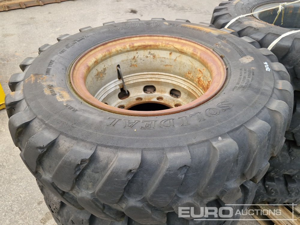 10.00-20 Tyres with Rims - Pneu: foto 5 10.00-20 Tyres with Rims - Pneu: foto 5