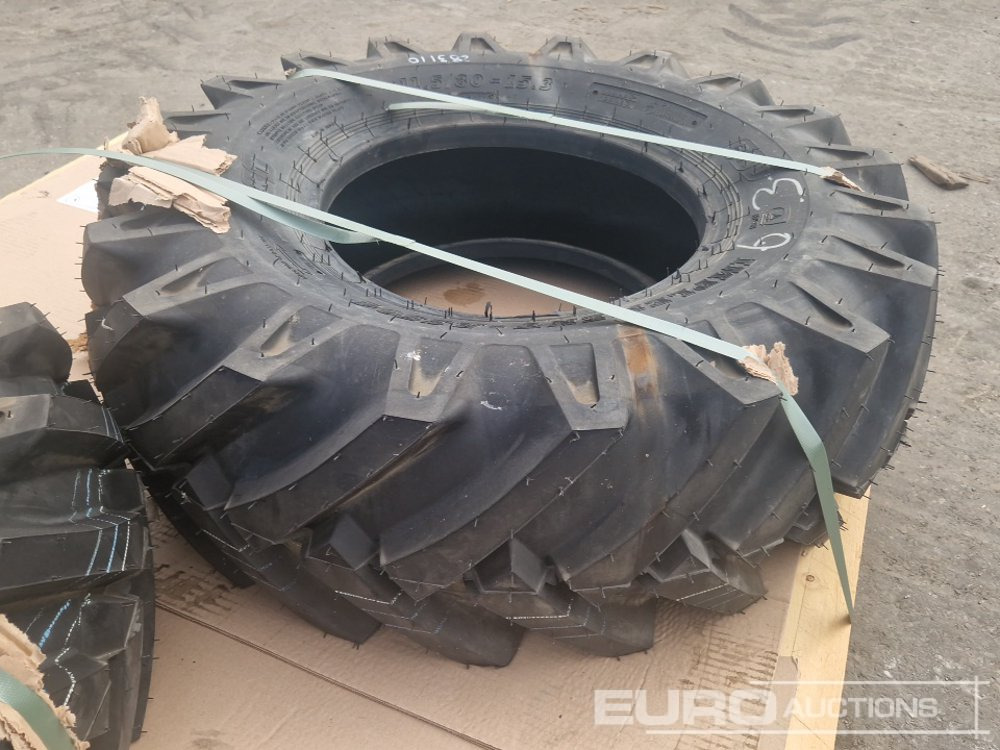 11.5/80-15.3 Tyres (2 of) - Pneu: foto 4 11.5/80-15.3 Tyres (2 of) - Pneu: foto 4