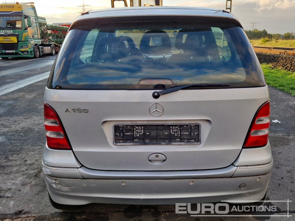 2003 Mercedes Benz A190 - Automóvel: foto 4 2003 Mercedes Benz A190 - Automóvel: foto 4