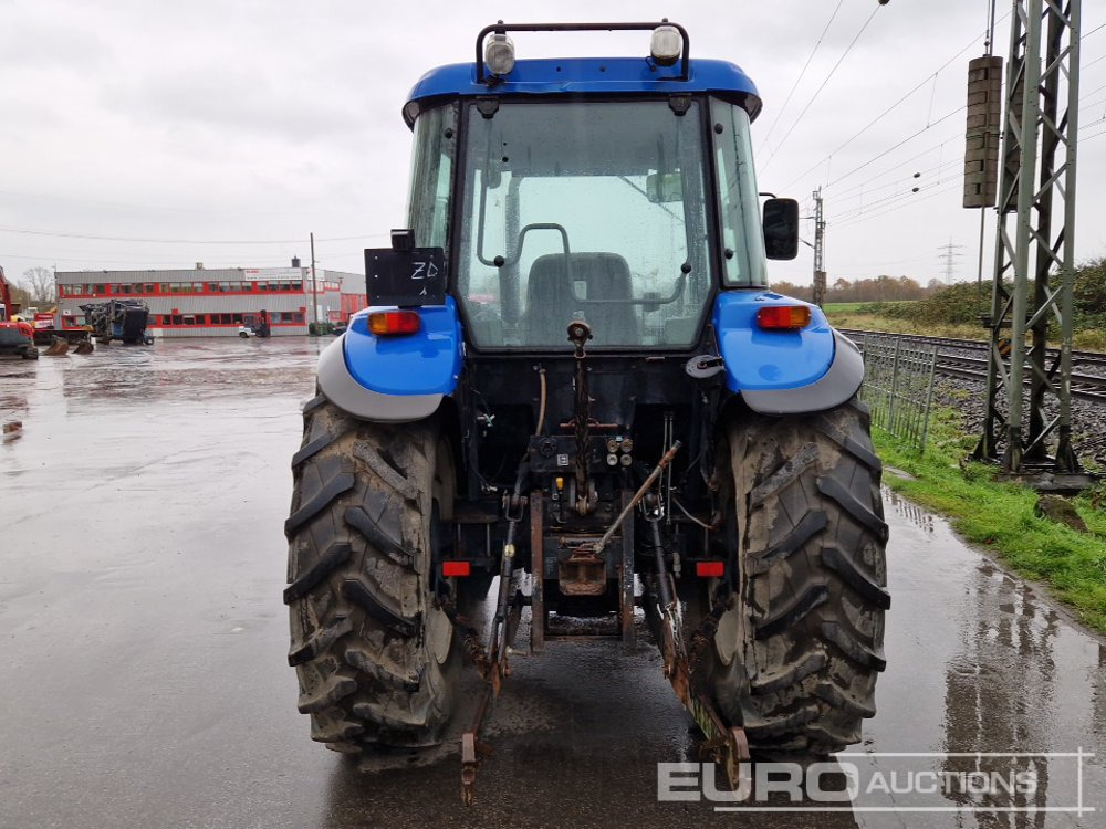 2004 New Holland TD80D - Trator: foto 4 2004 New Holland TD80D - Trator: foto 4