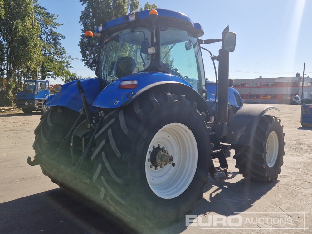 2009 New Holland T7060 - Trator: foto 5 2009 New Holland T7060 - Trator: foto 5