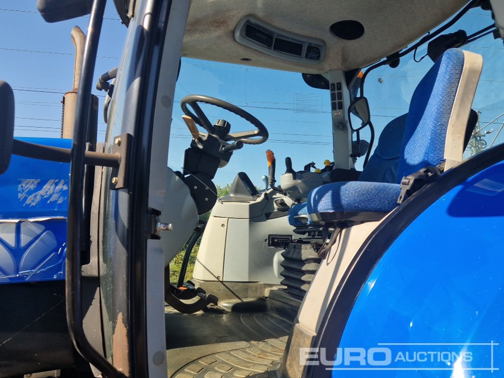 Trator 2009 New Holland T7060: foto 25
