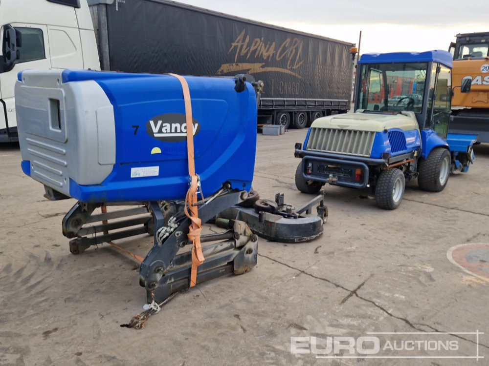 2012 CSF Sweeper Vehicle, Mower Attatchments - Quadriciclo: foto 3 2012 CSF Sweeper Vehicle, Mower Attatchments - Quadriciclo: foto 3