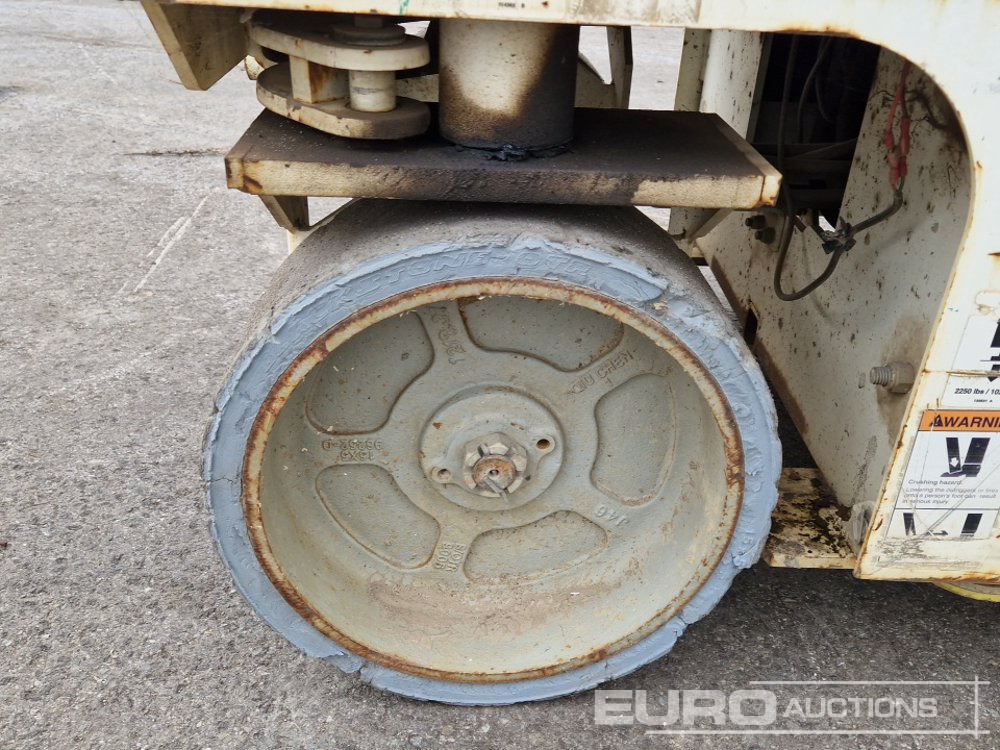 Plataforma aérea 2013 Genie GS3232: foto 10 Plataforma aérea 2013 Genie GS3232: foto 10