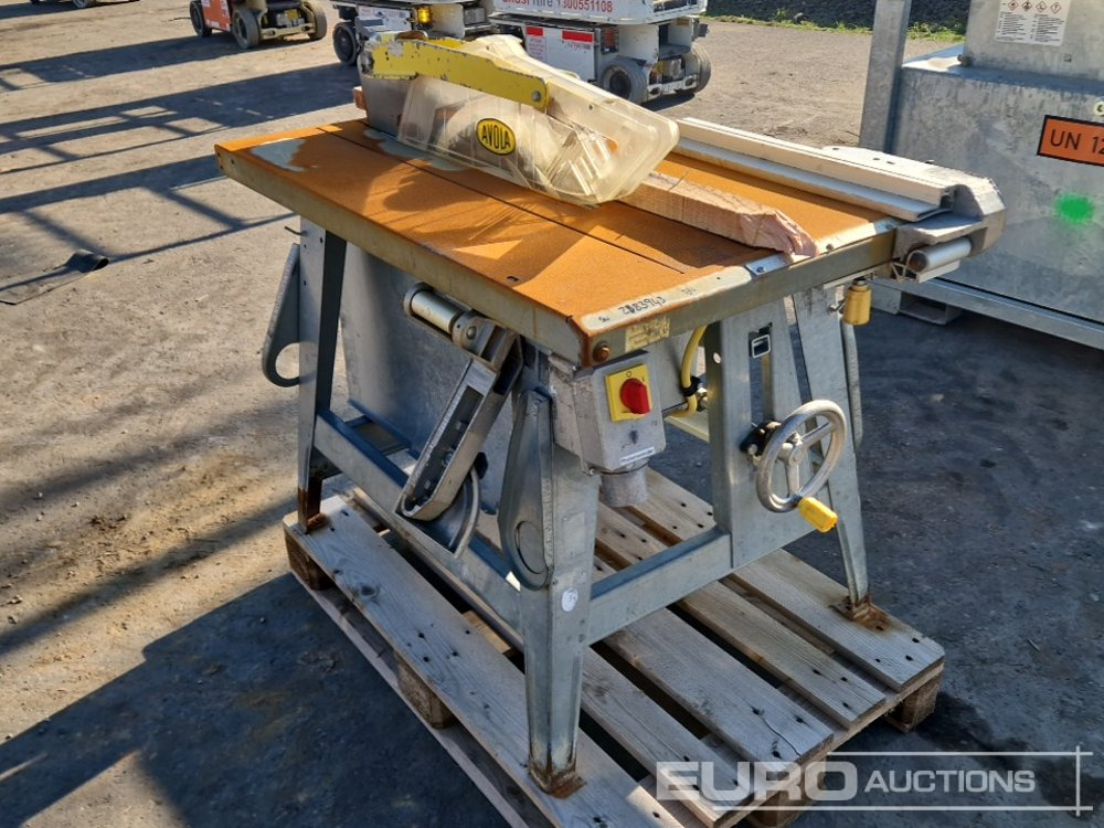 2014 Avola Table Saw - Equipamento de construção: foto 2 2014 Avola Table Saw - Equipamento de construção: foto 2