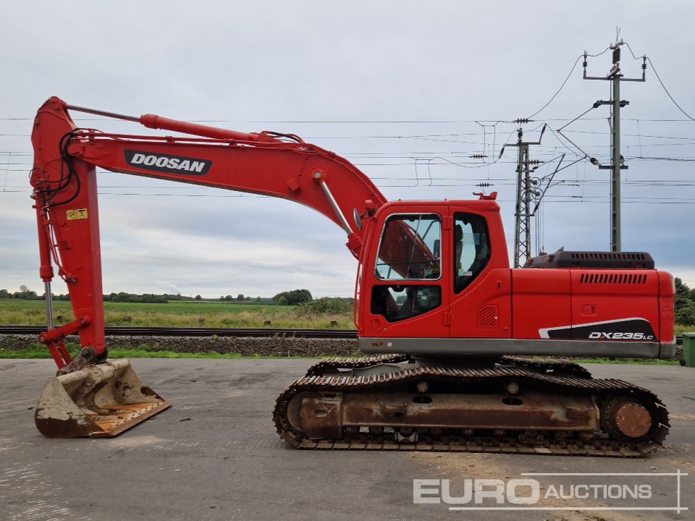2014 Doosan DX235NLC-5 - Escavadora de rastos: foto 2 2014 Doosan DX235NLC-5 - Escavadora de rastos: foto 2