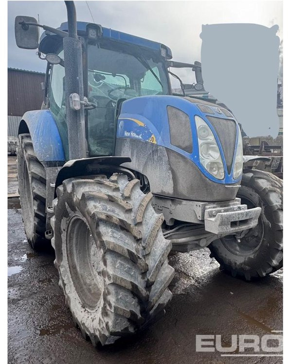 2014 New Holland T6030 - Trator: foto 1 2014 New Holland T6030 - Trator: foto 1