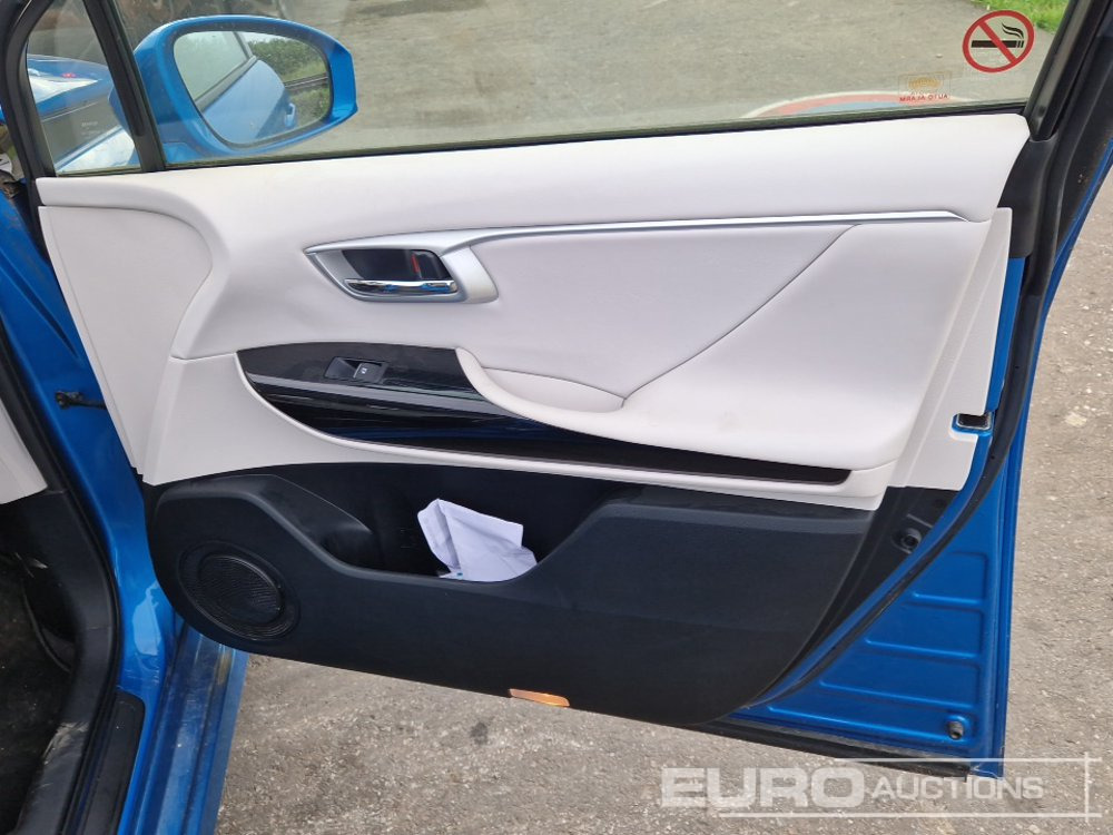 Automóvel 2017 Toyota Mirai Fuel Cell, Hydrogen Hybrid, Automatic (German Reg. Docs. Available): foto 27