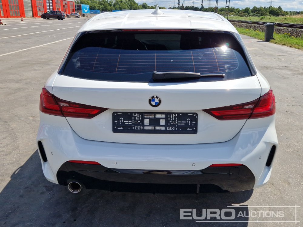 2020 BMW 118 - Automóvel: foto 4 2020 BMW 118 - Automóvel: foto 4
