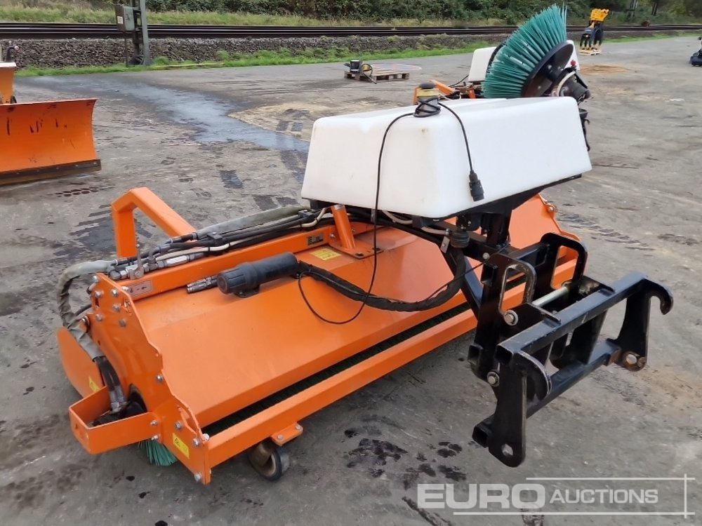 2021 WS-240 Sweeper Attachment - Equipamento de construção: foto 2 2021 WS-240 Sweeper Attachment - Equipamento de construção: foto 2