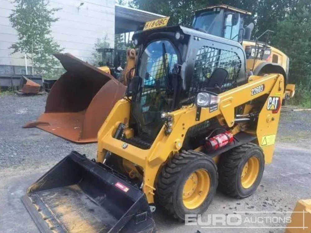 2023 CAT 226D3 - Mini pá carregadora: foto 1 2023 CAT 226D3 - Mini pá carregadora: foto 1