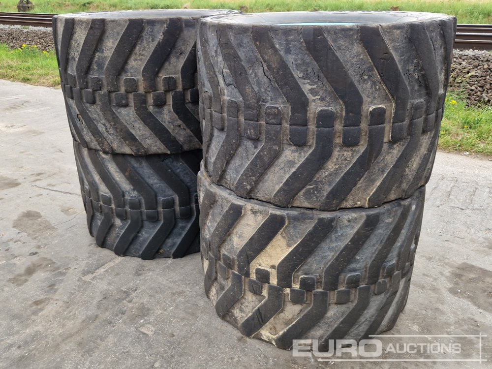 315/70R22.5 Tyres on Rims to suit CAT 318 - Pneu: foto 2 315/70R22.5 Tyres on Rims to suit CAT 318 - Pneu: foto 2