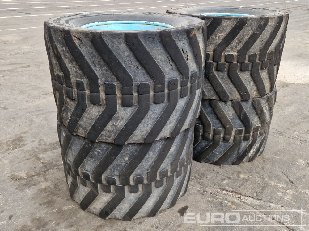 315/70R22.5 Tyres on Rims to suit CAT 318 - Pneu: foto 3 315/70R22.5 Tyres on Rims to suit CAT 318 - Pneu: foto 3