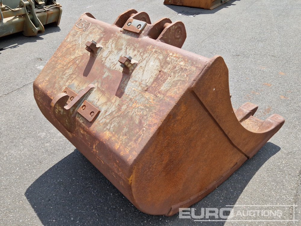 48" Digging Bucket, Volvo S1 - Balde: foto 3 48" Digging Bucket, Volvo S1 - Balde: foto 3