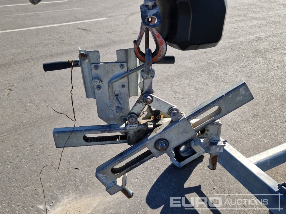 Mini grua Böcker MK400 Mini Crane, 500Kg (Remote in Office): foto 13