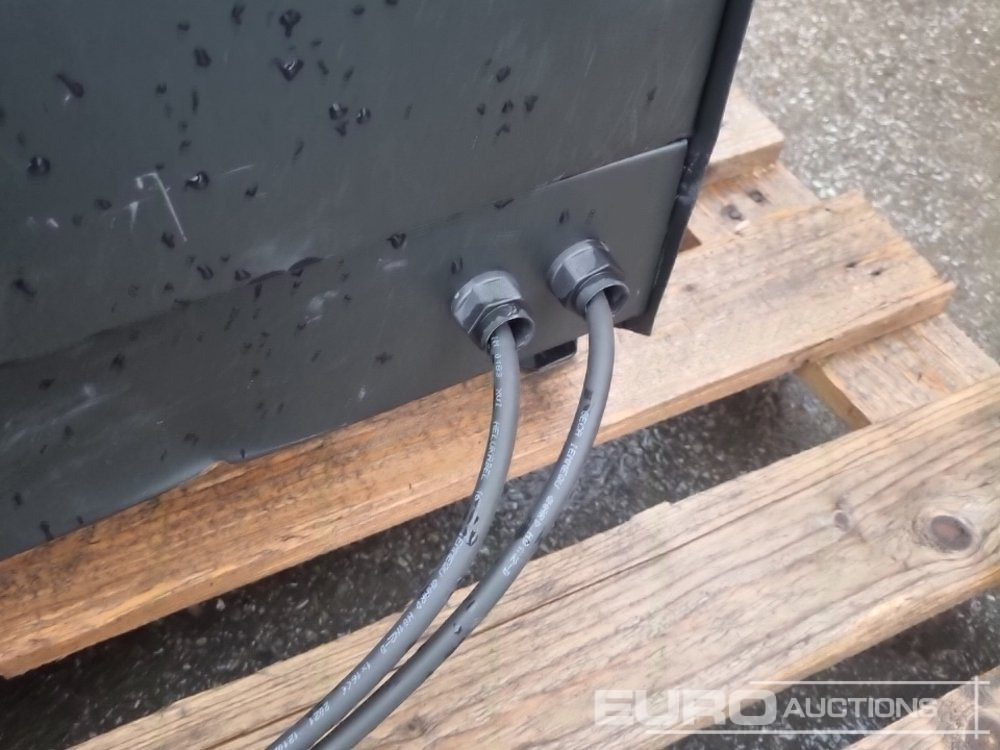 Equipamento de construção Charger to suit Electric Forklift: foto 9 Equipamento de construção Charger to suit Electric Forklift: foto 9