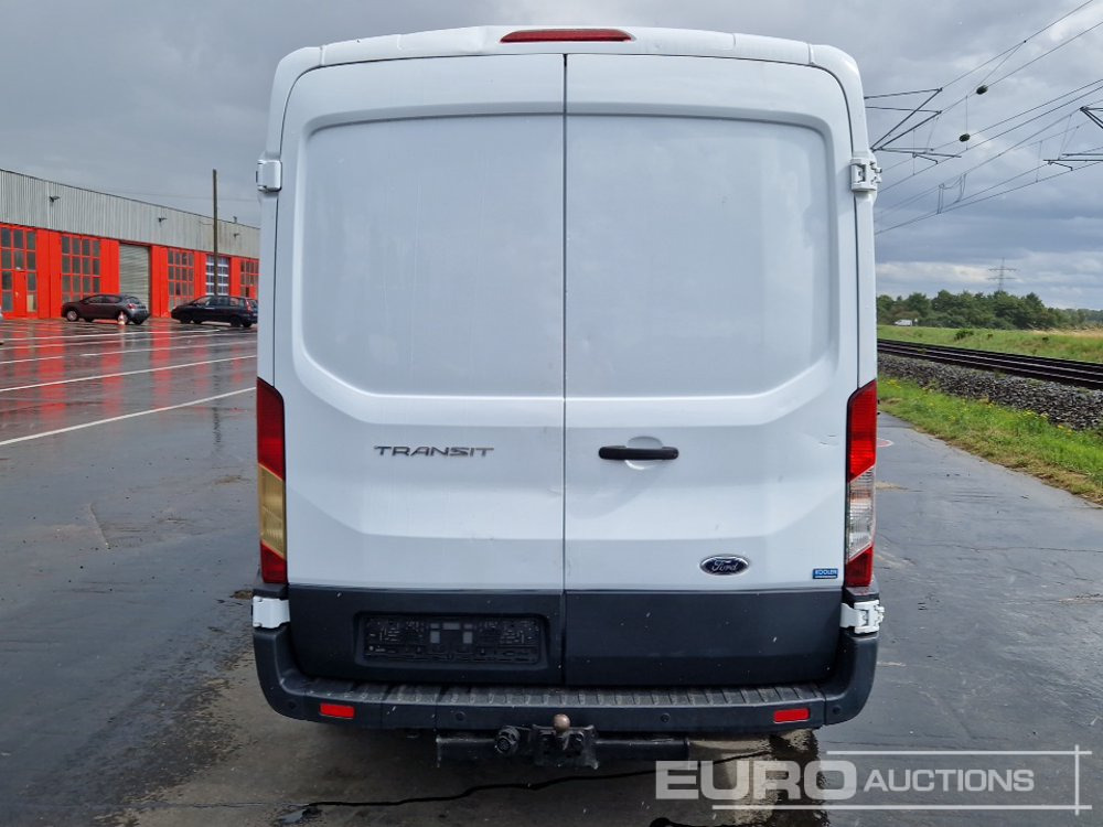 Ford Transit - Furgão: foto 4 Ford Transit - Furgão: foto 4
