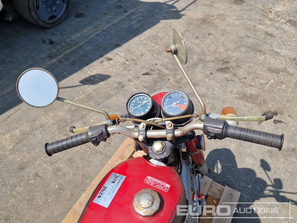 Motocicleta Honda 125: foto 12