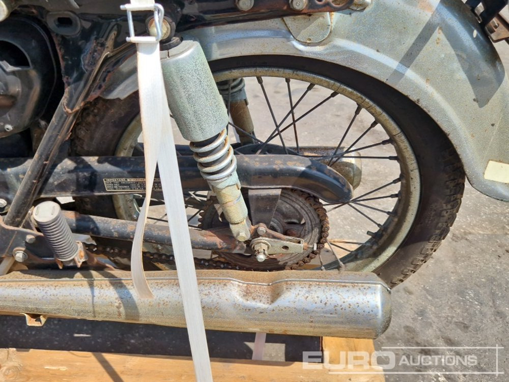 Motocicleta Honda 125: foto 8