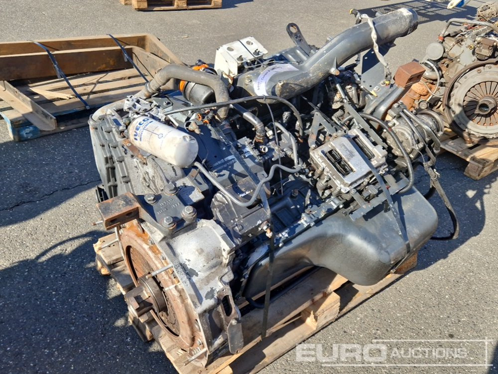 Iveco 6 Cylinder Turbo Diesel Engine - Motor: foto 1 Iveco 6 Cylinder Turbo Diesel Engine - Motor: foto 1