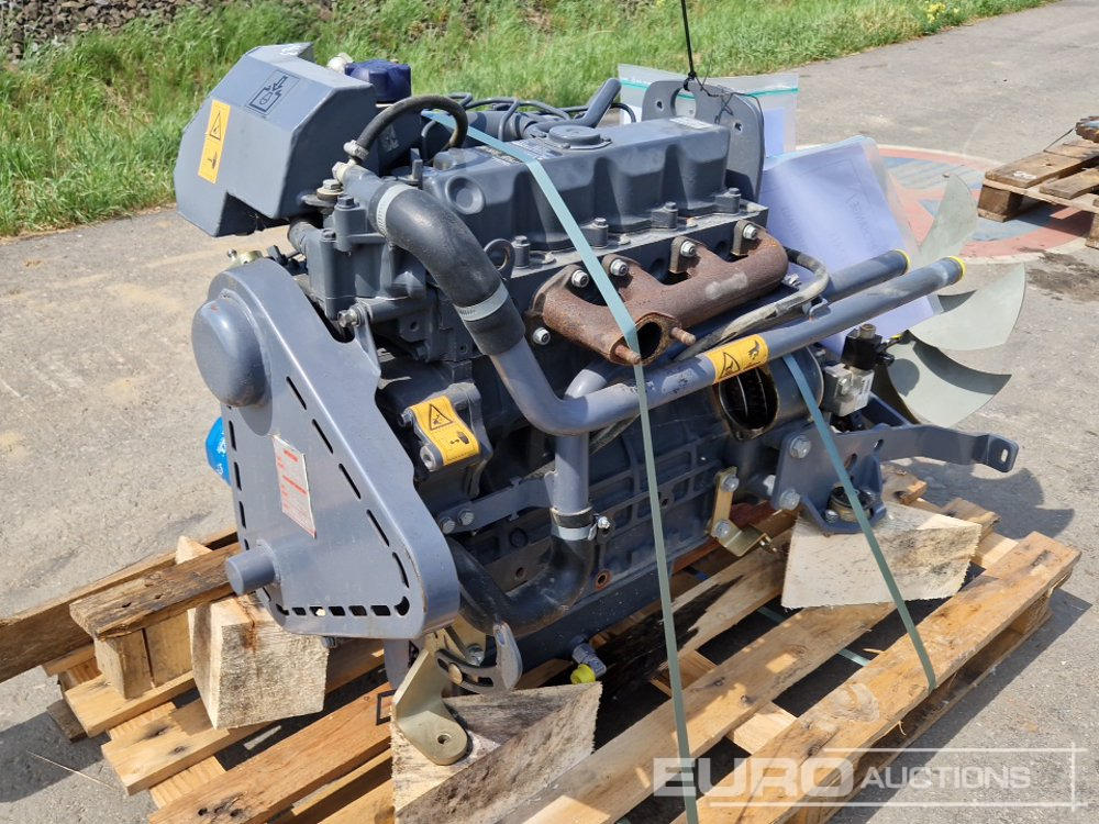 Kubota 4 Cylinder Diesel Engine - Motor: foto 1 Kubota 4 Cylinder Diesel Engine - Motor: foto 1