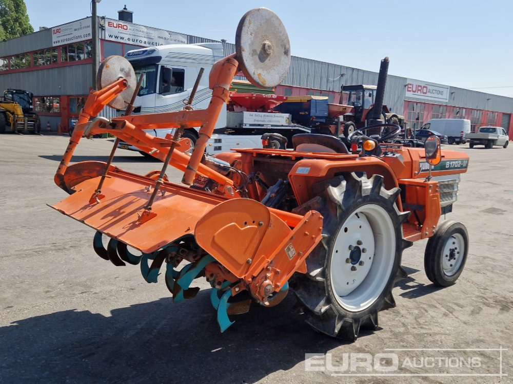 Kubota B1702 - Mini trator: foto 5 Kubota B1702 - Mini trator: foto 5