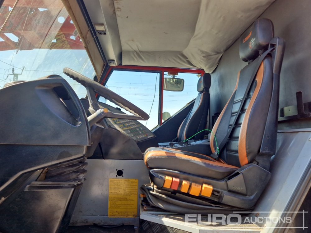 Grua móvel Liebherr LTM1060-2: foto 37