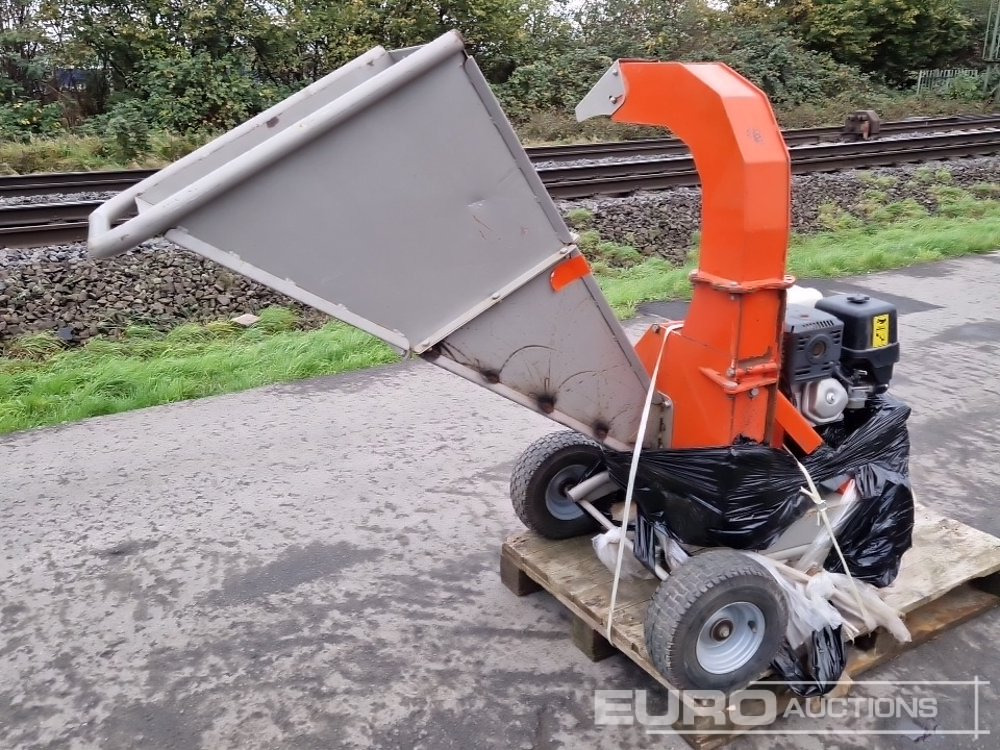 Mobile Garden Wood Chipper - Estilhaçadora de madeira: foto 1 Mobile Garden Wood Chipper - Estilhaçadora de madeira: foto 1