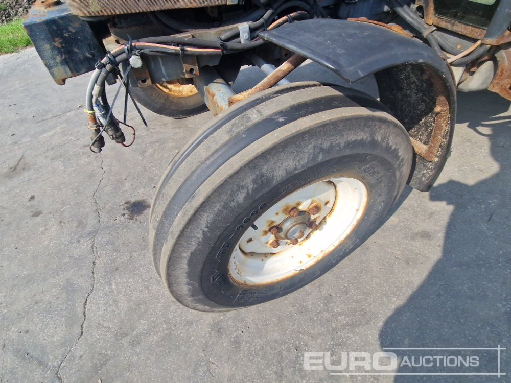 Trator New Holland TN65D: foto 9 Trator New Holland TN65D: foto 9