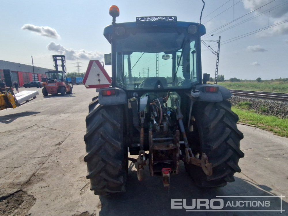 New Holland TN65D - Trator: foto 4 New Holland TN65D - Trator: foto 4
